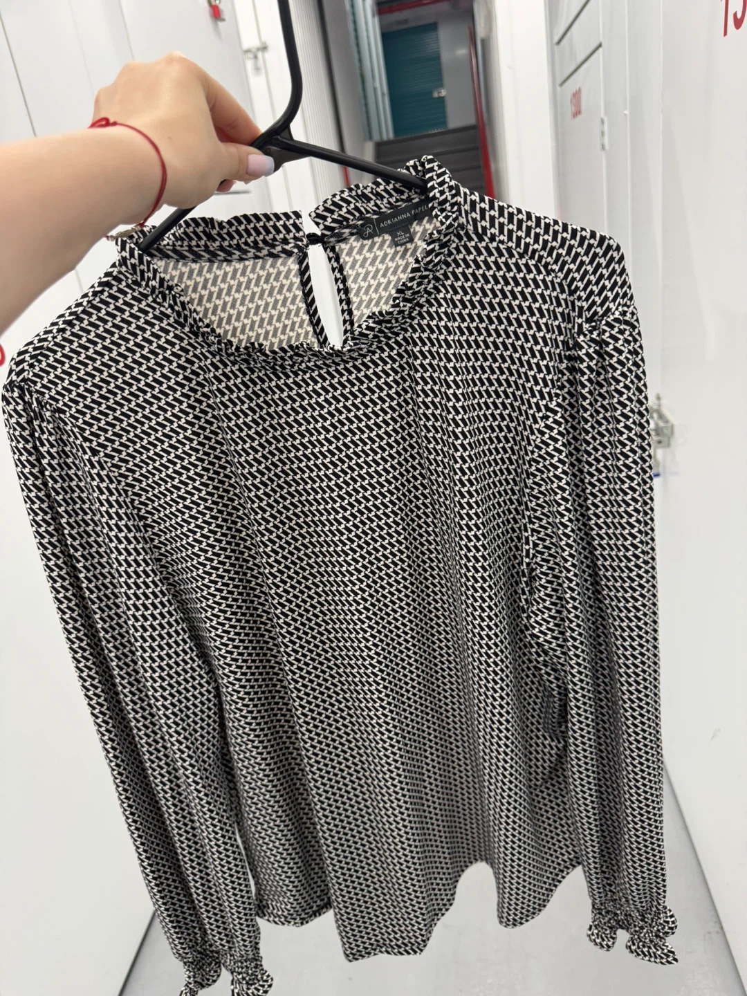 Adrianna Papell Black and White Houndstooth Blouse XL - photo 2