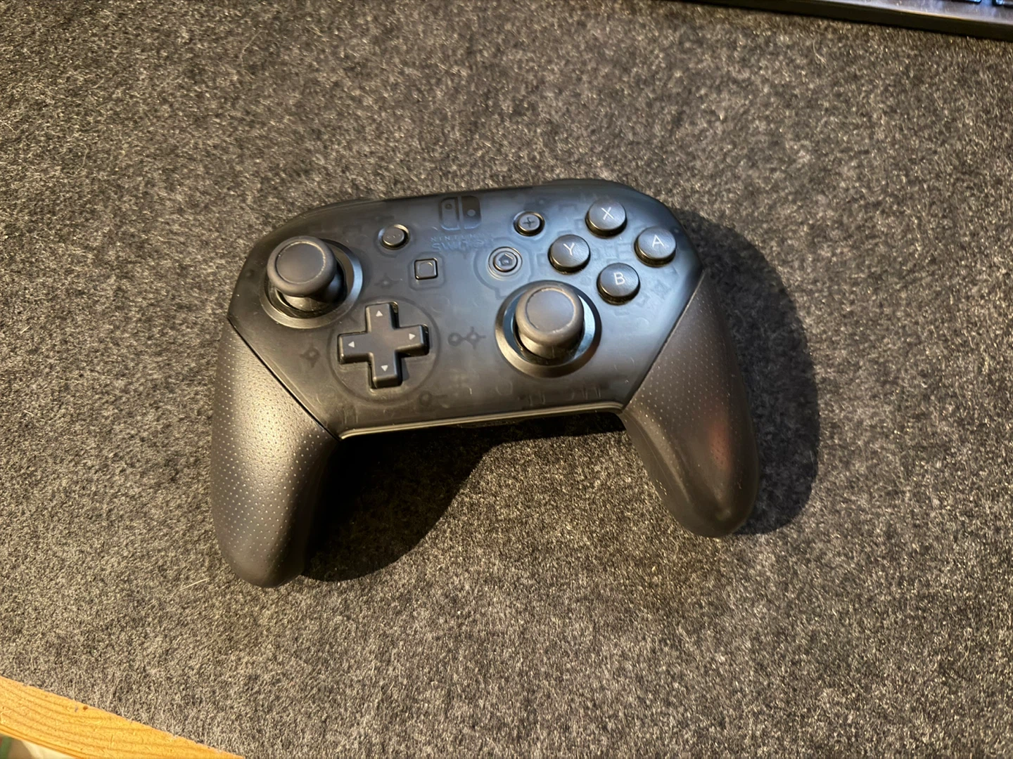 Nintendo Switch Pro Controller