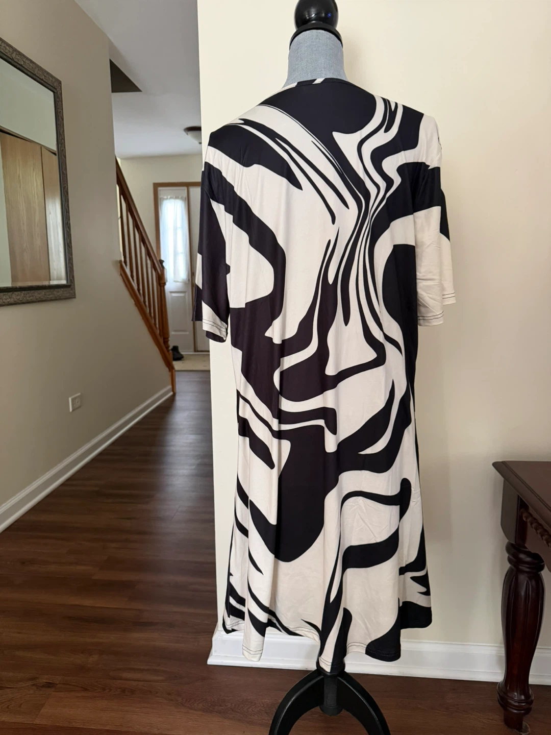 Black and White Swirl Print  Dress - XXL - photo 3
