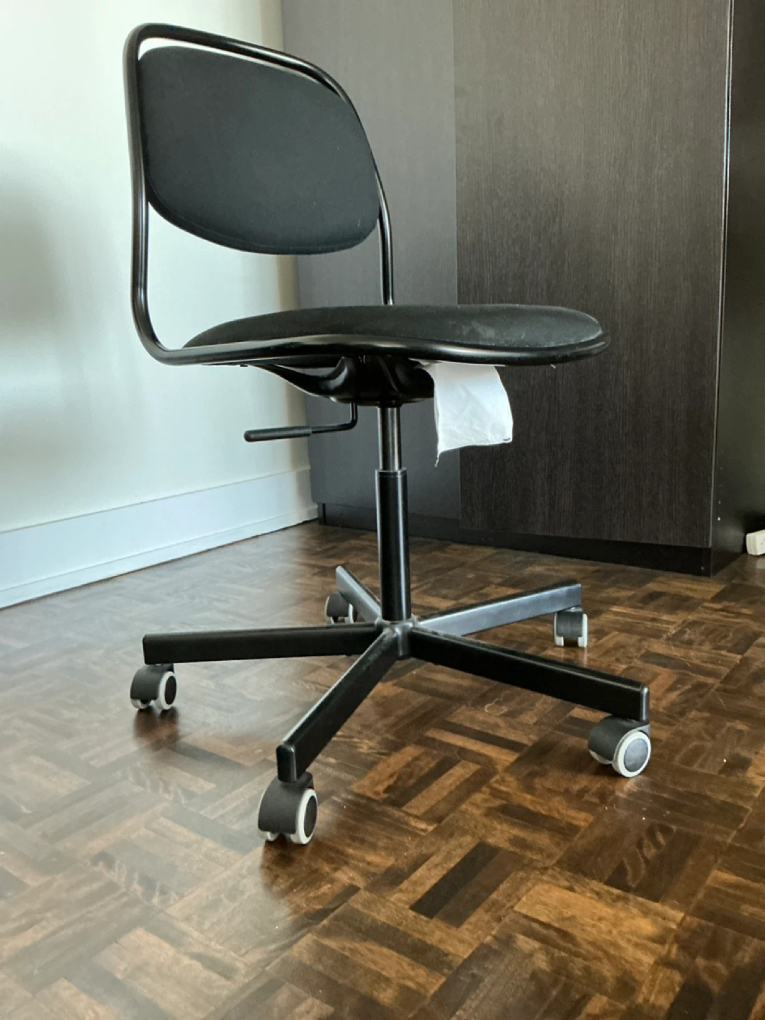 Black Office Chair - photo 3