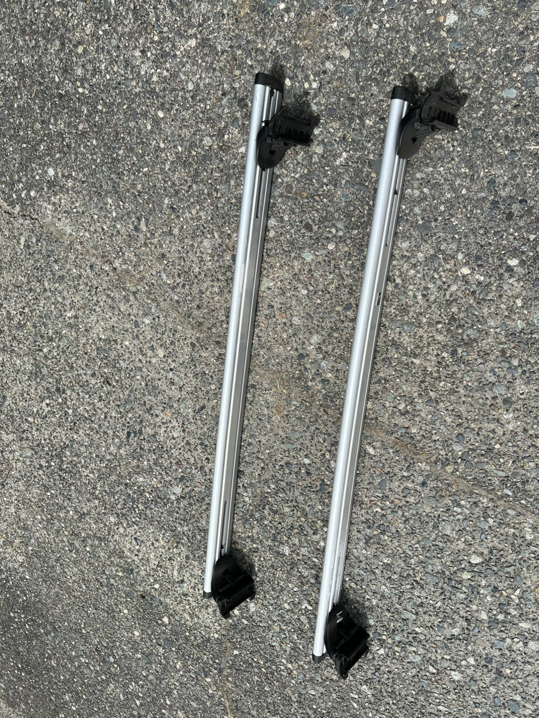 Thule Roof racks - photo 2