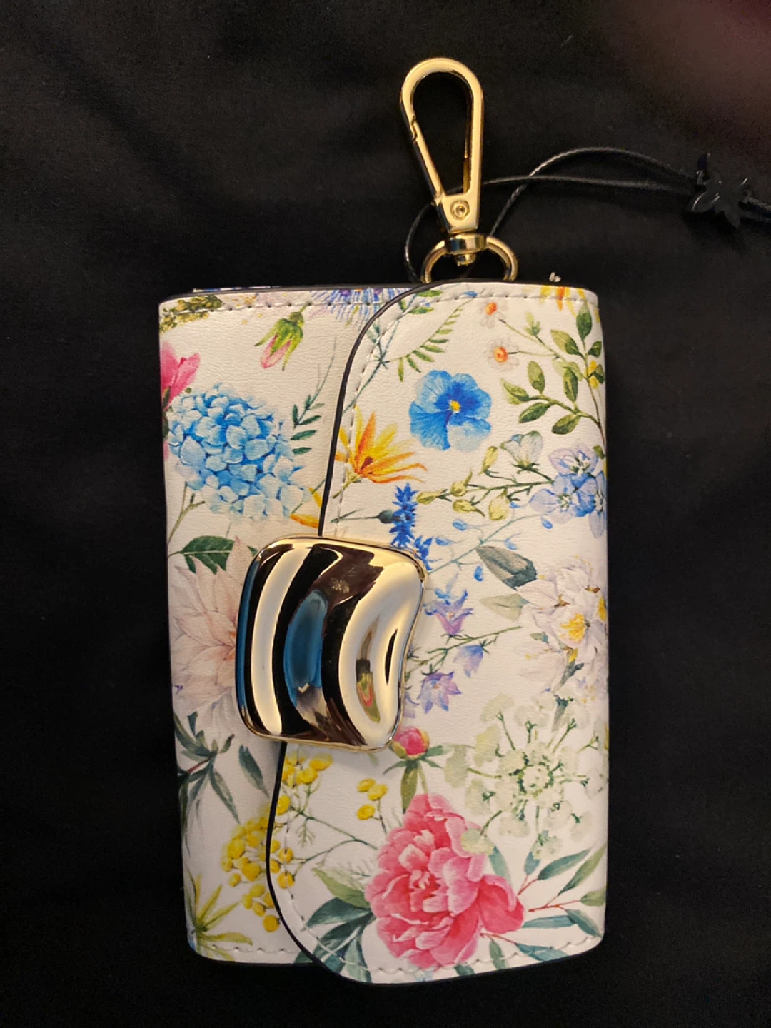 Floral Wallet with Gold Clasp - photo 2