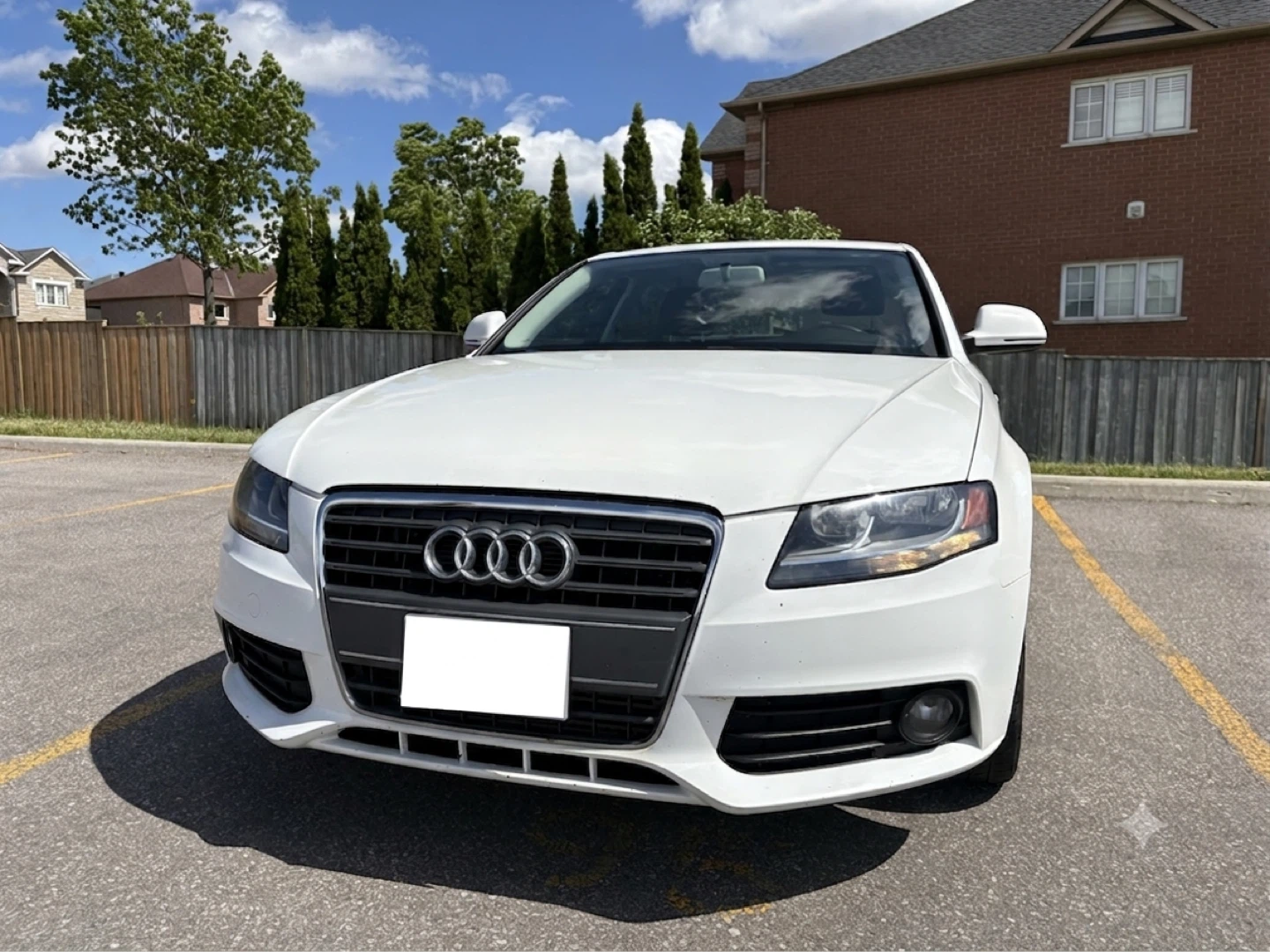 2011 Audi A4 w/ S package interior - photo 3