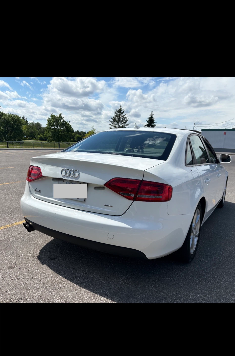 2011 Audi A4 w/ S package interior - photo 2