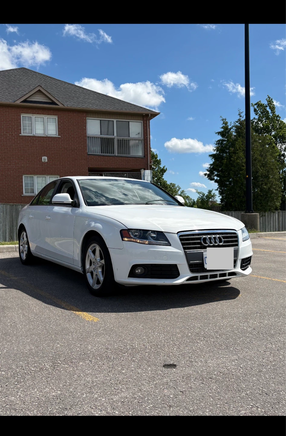 2011 Audi A4 w/ S package interior - photo 4