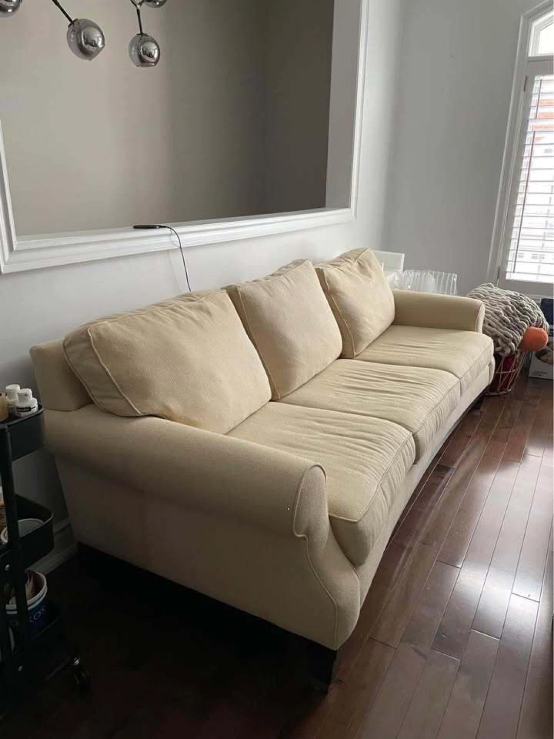 Couch | Cream Colour | 3 Seater - photo 2
