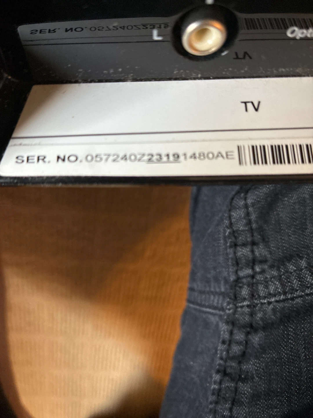 Bose Soundbar and remote - photo 5