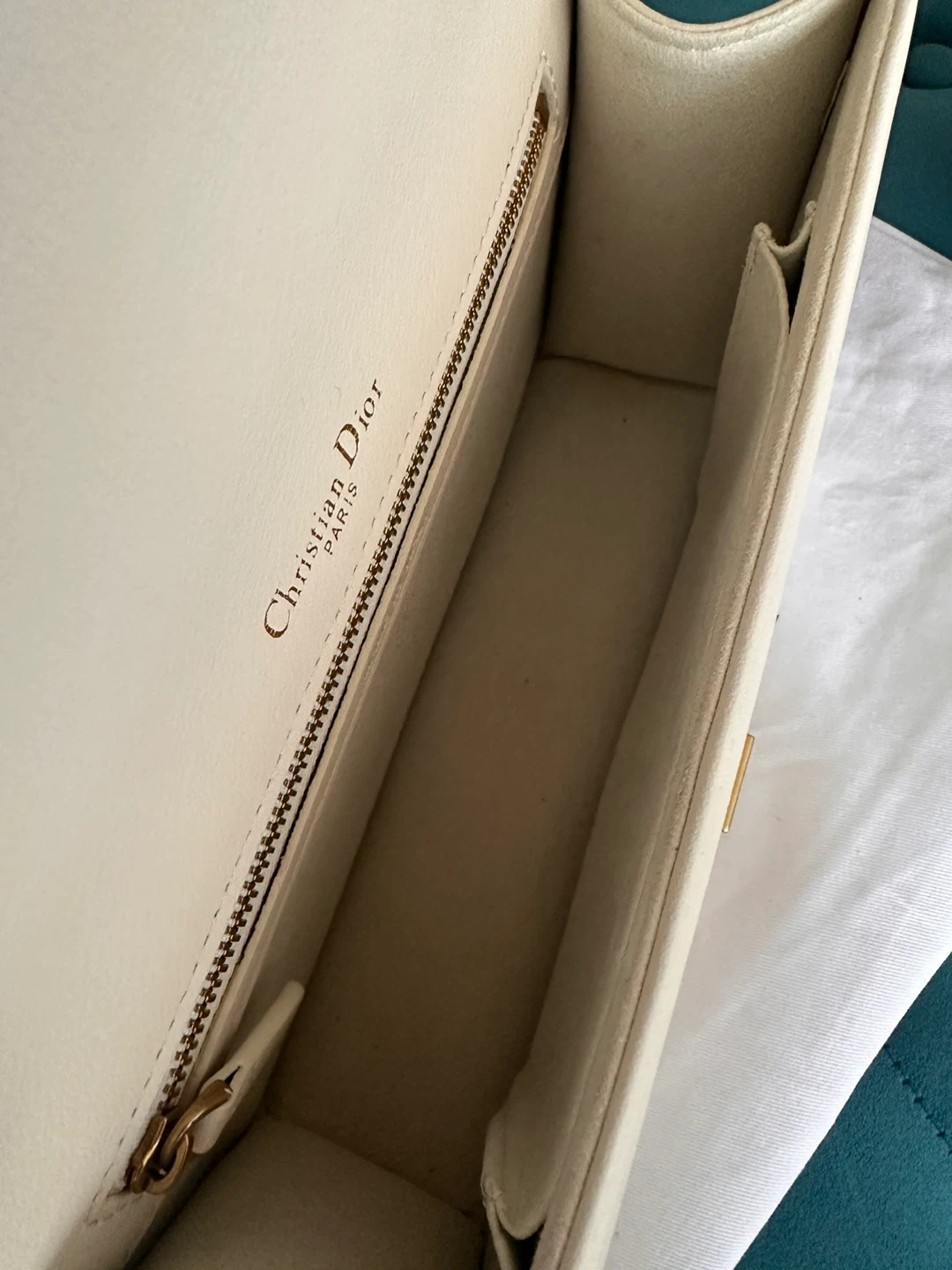 White Off Cream Studded Real Leather Shoulder Bag - photo 4