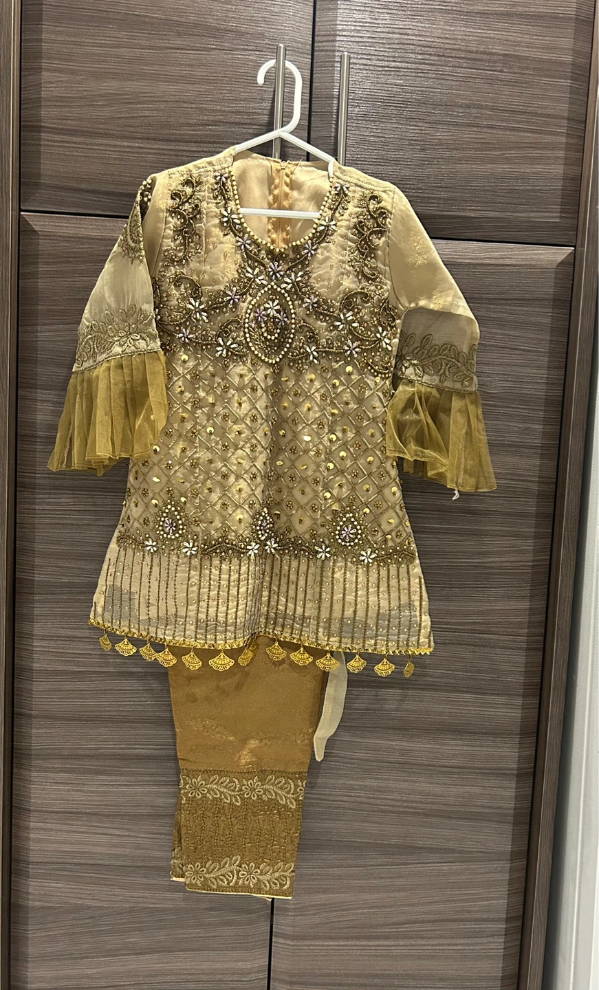 Embellished Girls shirt trouser Set. Age 6-7