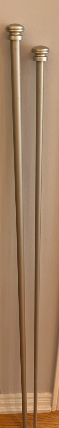 Curtain rod