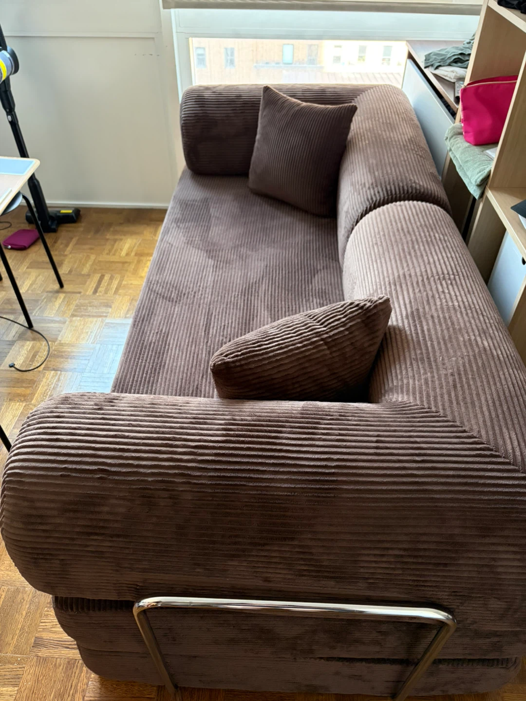 Brown boneless couch - photo 2