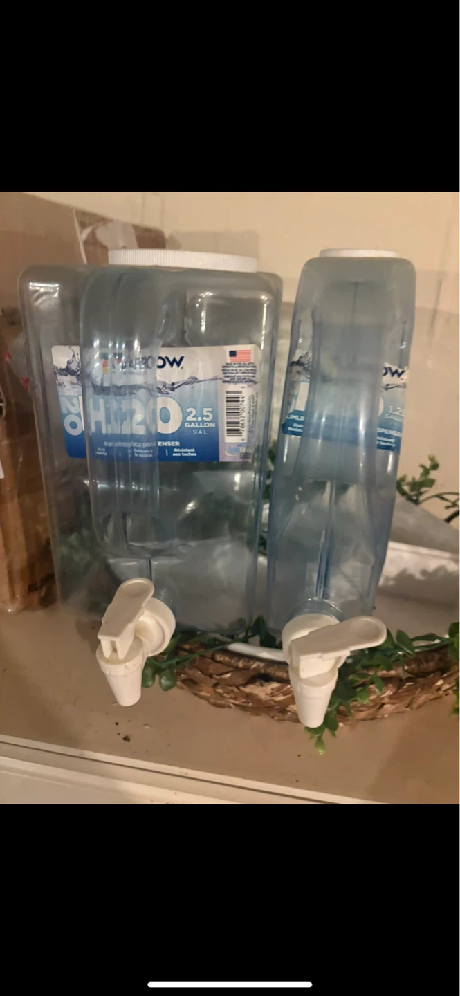 Arrow Water Dispenser with 2.5 Gallon Jug