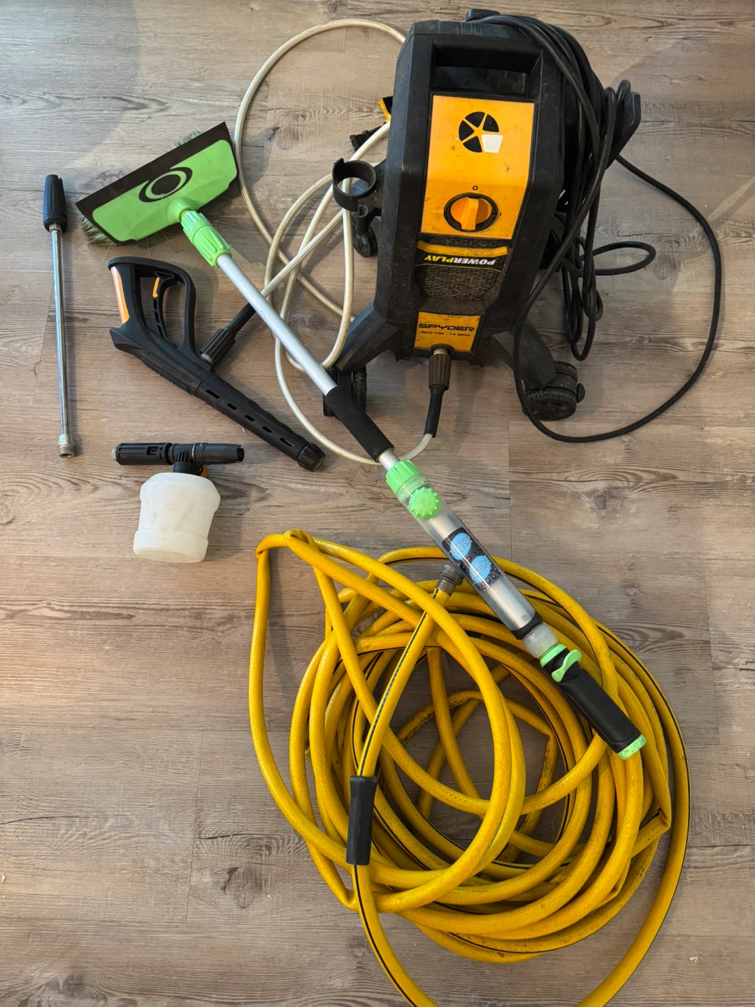 SPYDER Pressure Washer Car Cleaning Bundle