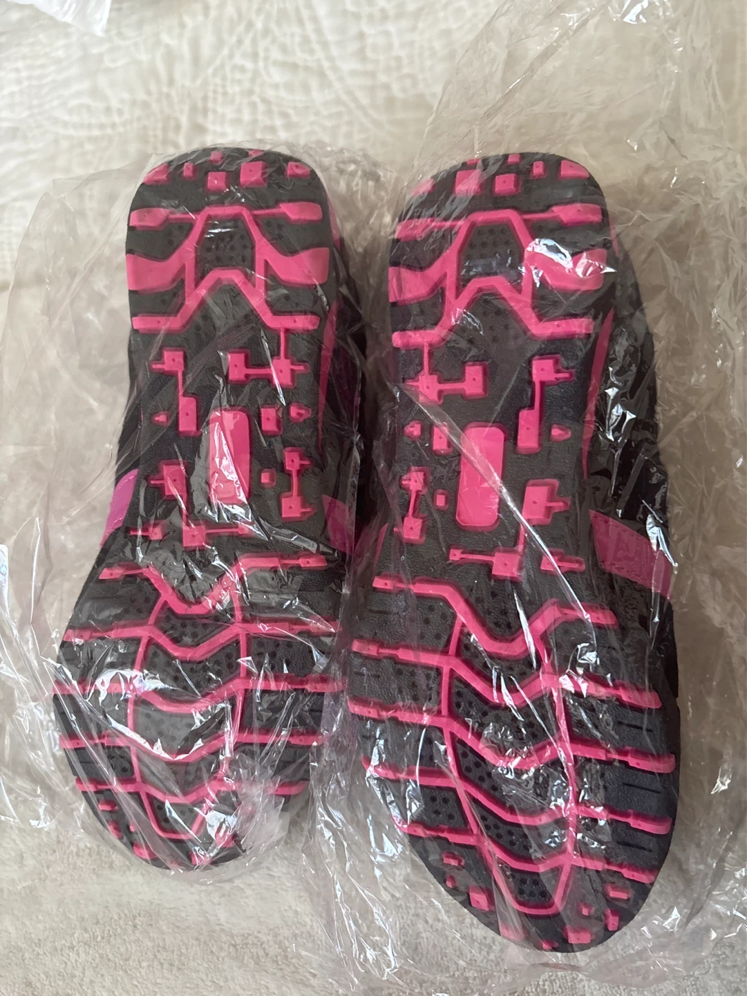 New Girls Black and Pink Running Shoes - photo 4