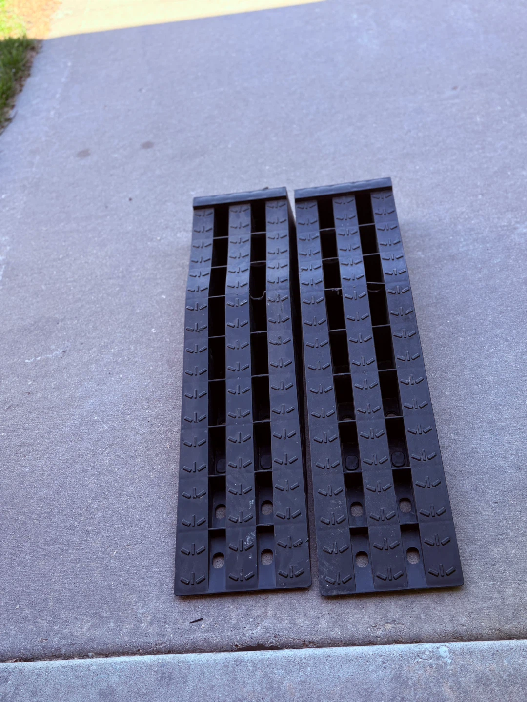 Black Car Ramps (Pair) - photo 2