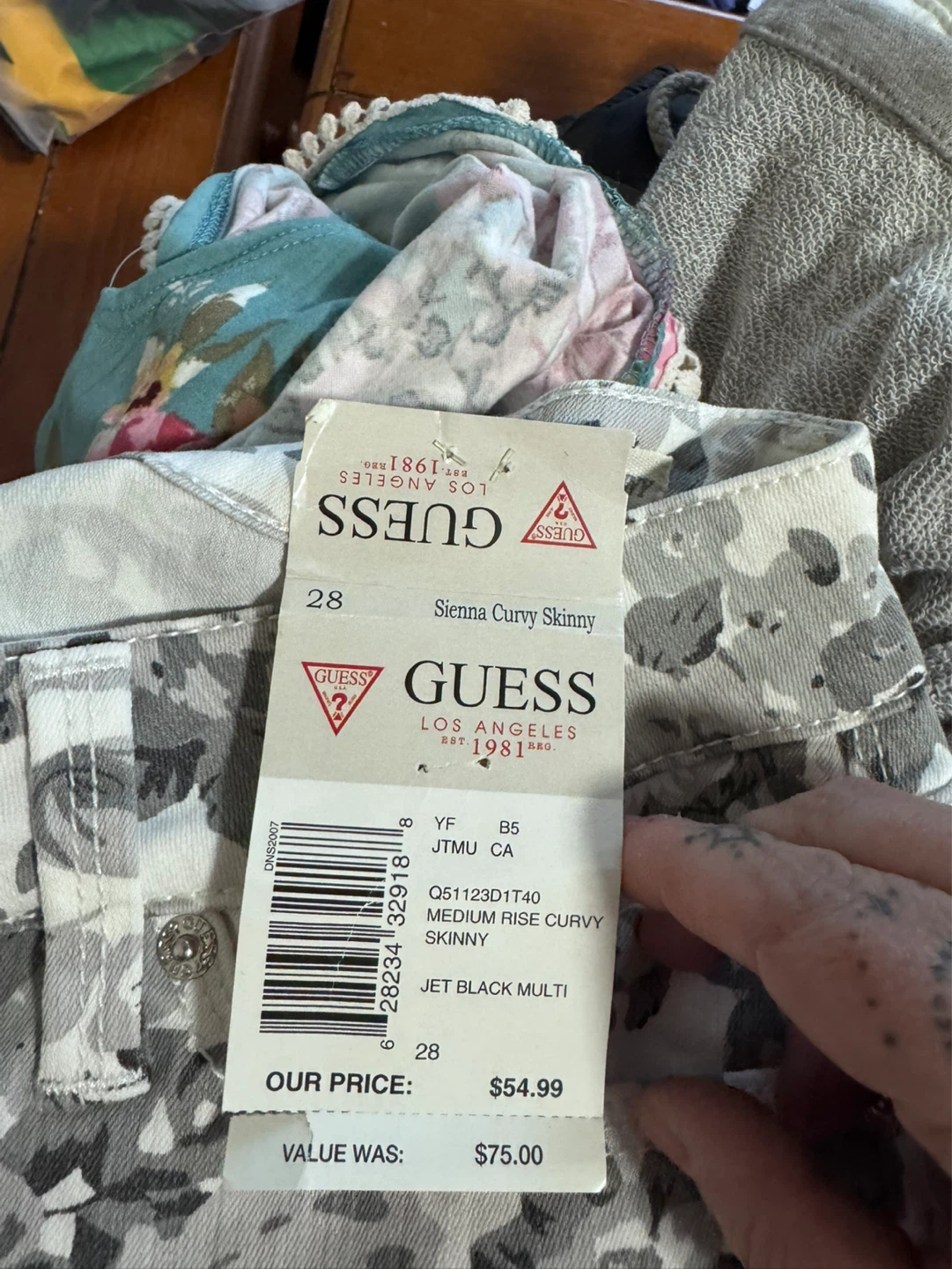 Guess Jeans Sienna Curvy Skinny Floral Size 28