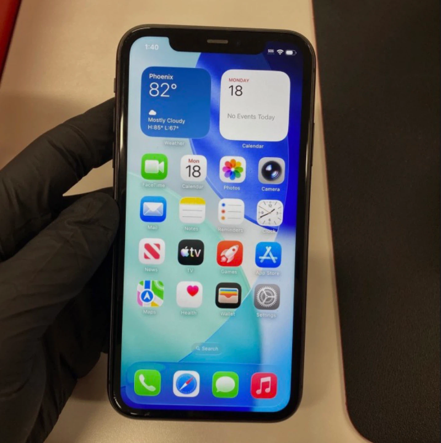 Apple iPhone 11 Red - Includes Box & Accessories - photo 3