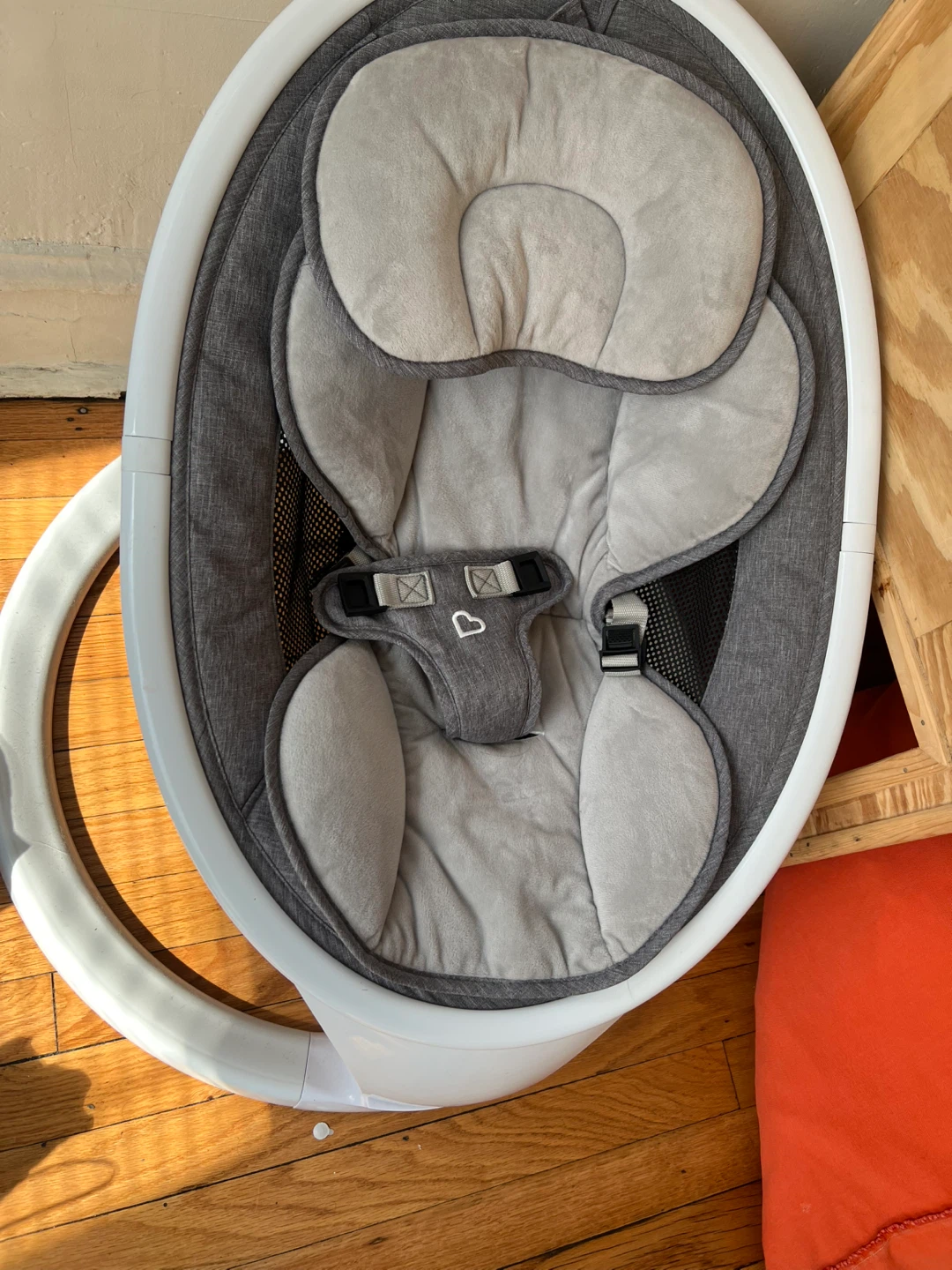 Munchkin Swing Balancoire Baby Swing