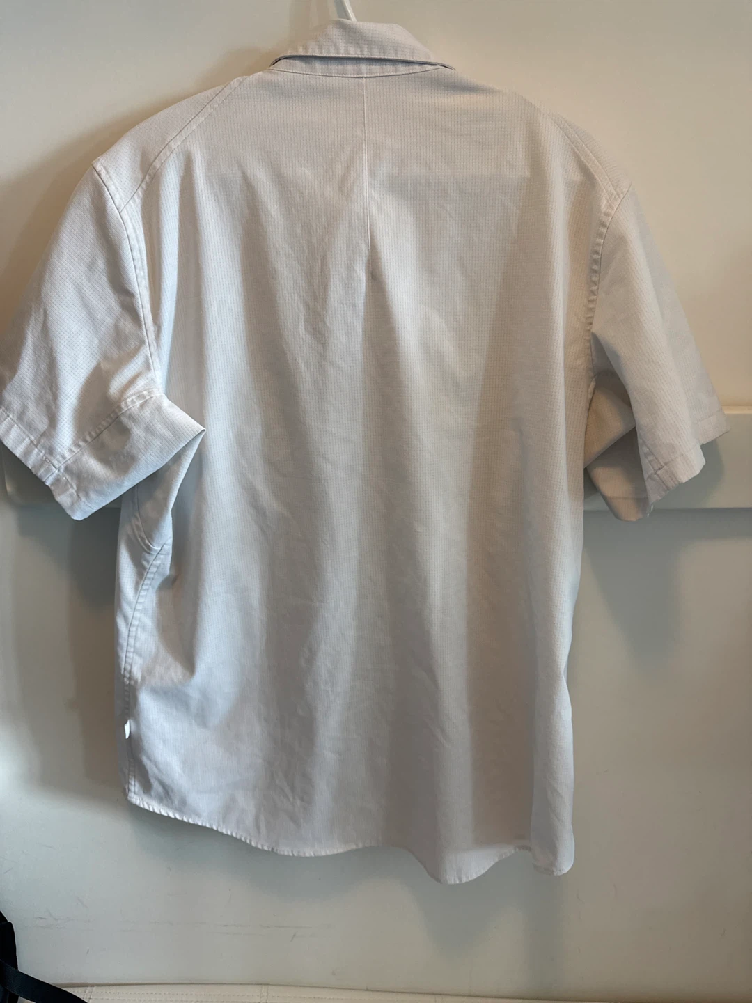 Lululemon Men’s Commission Short Sleeve Shirt Large - White - photo 2