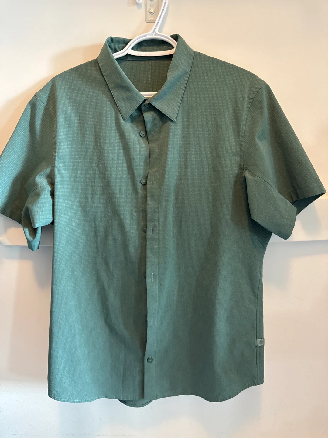 Lululemon Men’s Commission Short Sleeve Shirt Large - Green