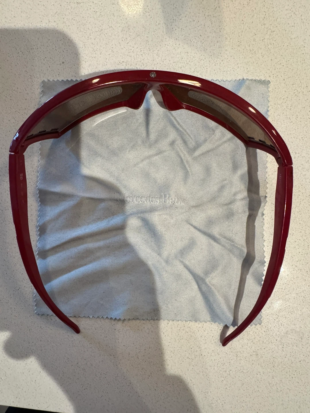Mercedes-Benz Sunglasses with Case - photo 5