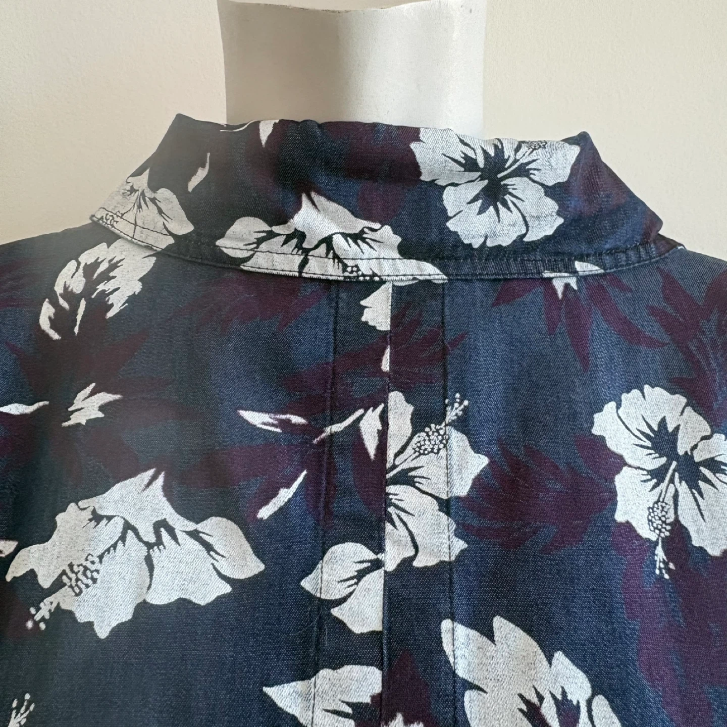 NWT Floral Button-Up Coat/Dress - photo 4
