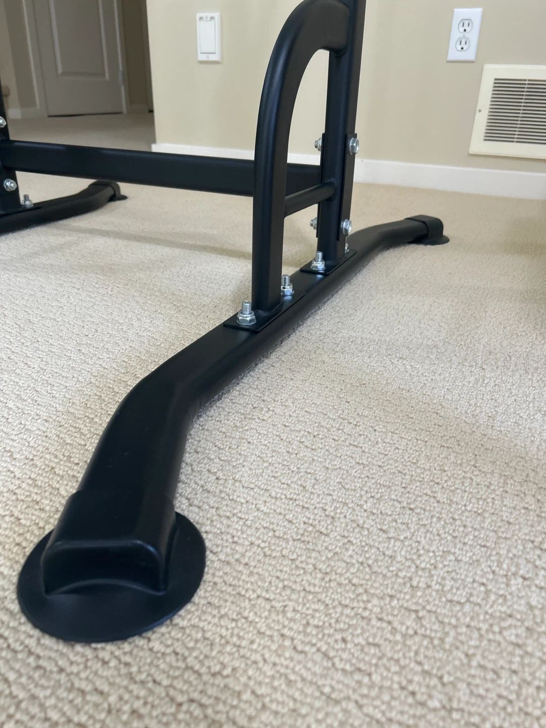 Pull Up and Dip Station - photo 4