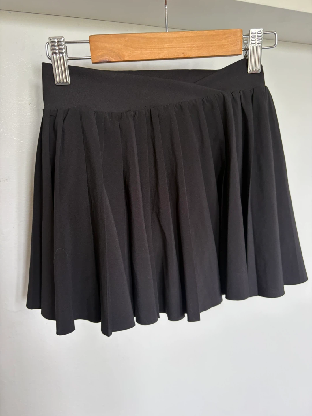 Tna Black Pleated Mini Skirt XXS