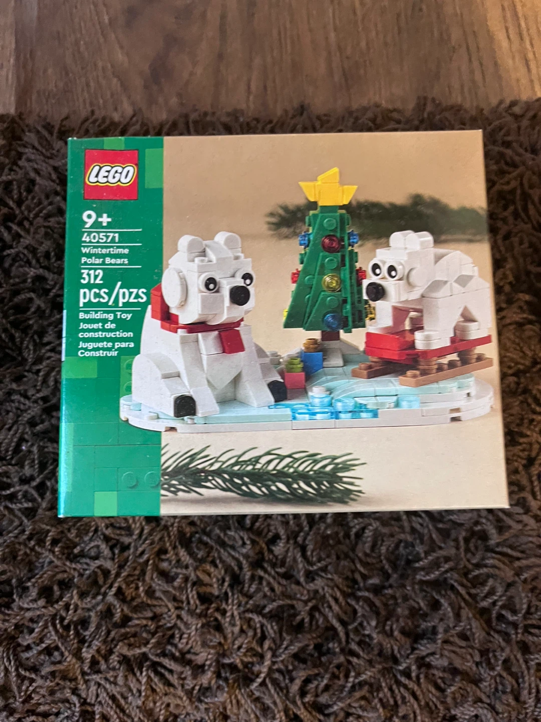 LEGO Wintertime Polar Bears Set 40571