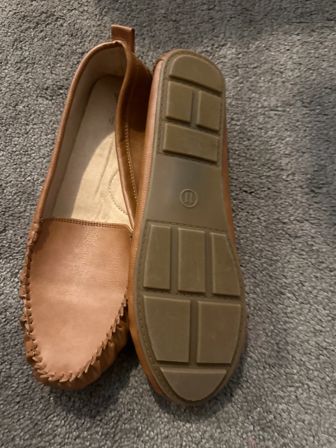 Universal Thread Women's Moc Toe Loafers Size 11 - photo 2