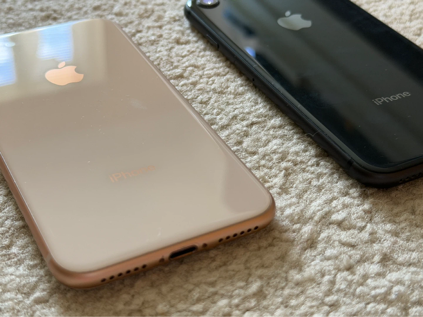 iPhone 8 unlocked spare phones 64GB - photo 5