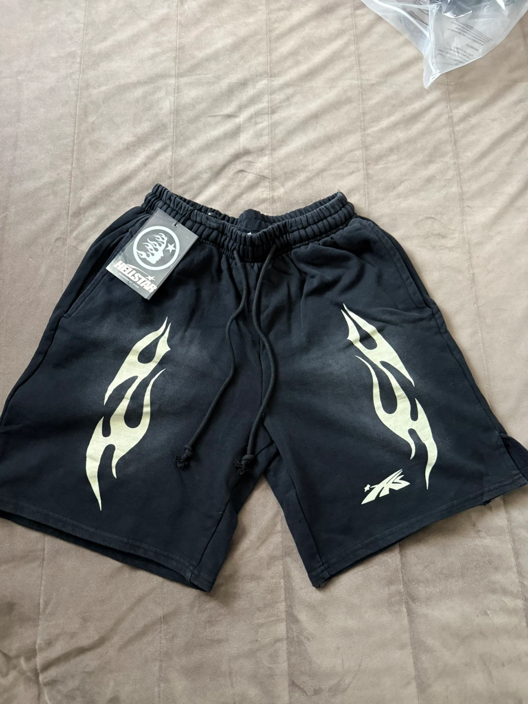 Hellstar Flame Shorts Black