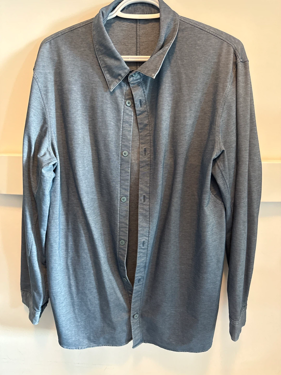 Lululemon Men’s Commission Long-Sleeve Shirt  Large - Blue