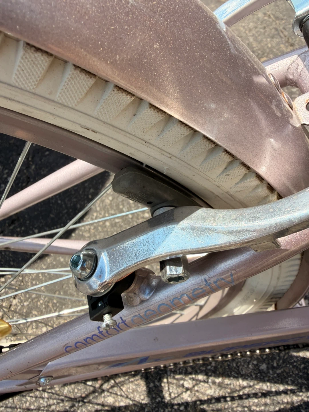 Women's Comfort Cruiser Bicycle - photo 3