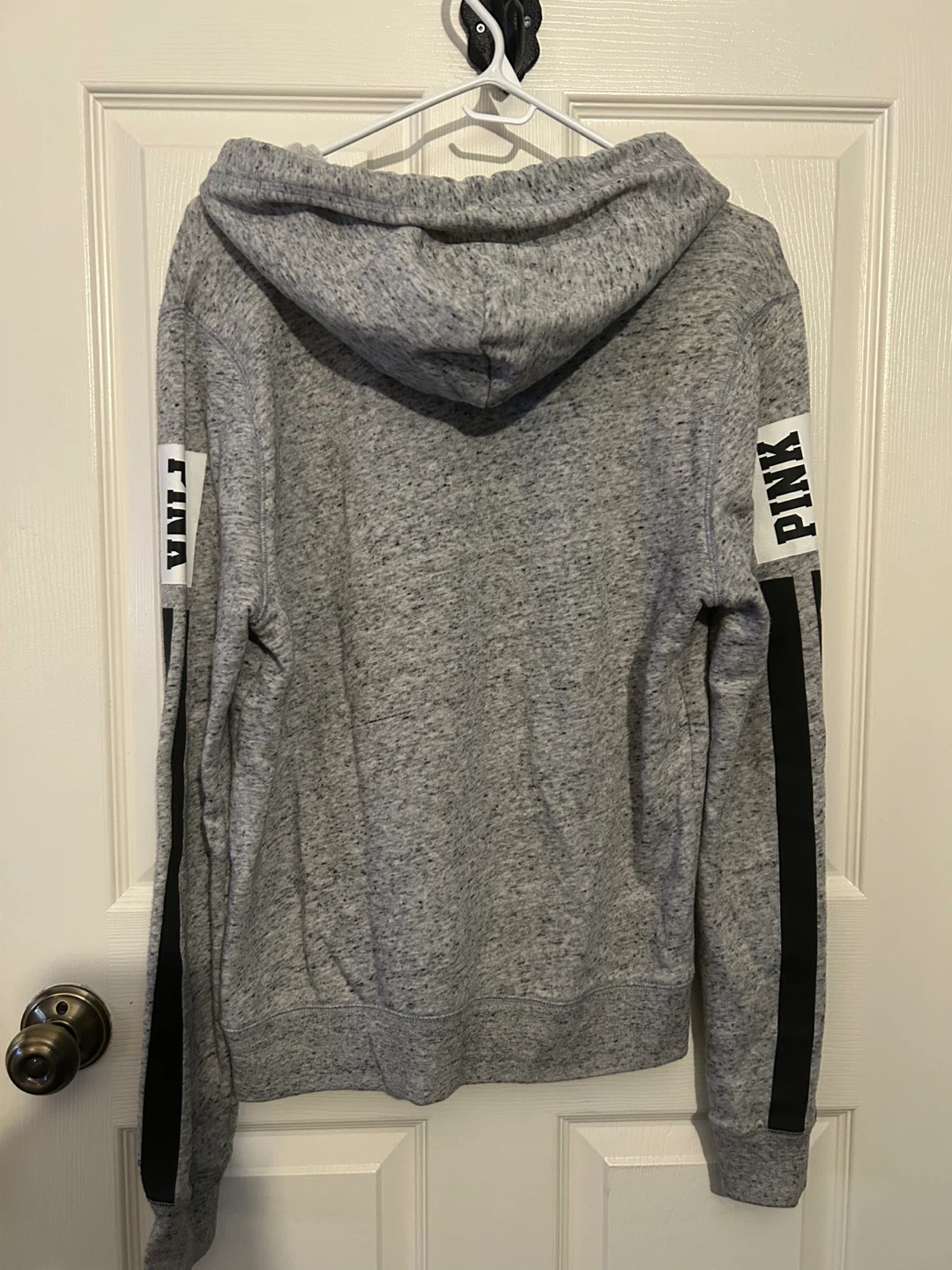 Pink Victoria secret hoodie M - photo 3