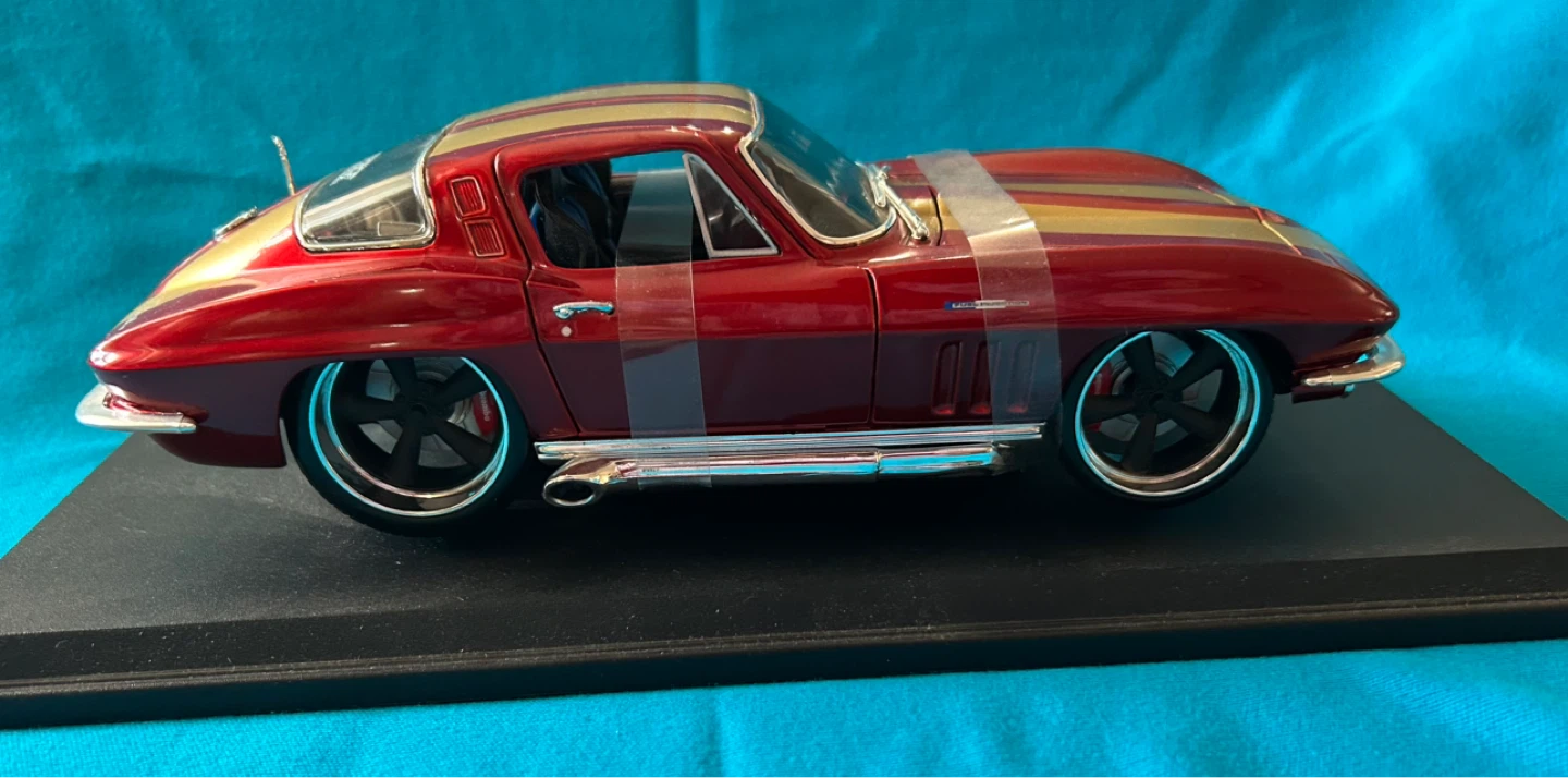 Maisto 1965 Chevrolet Corvette Diecast Model Car - photo 5