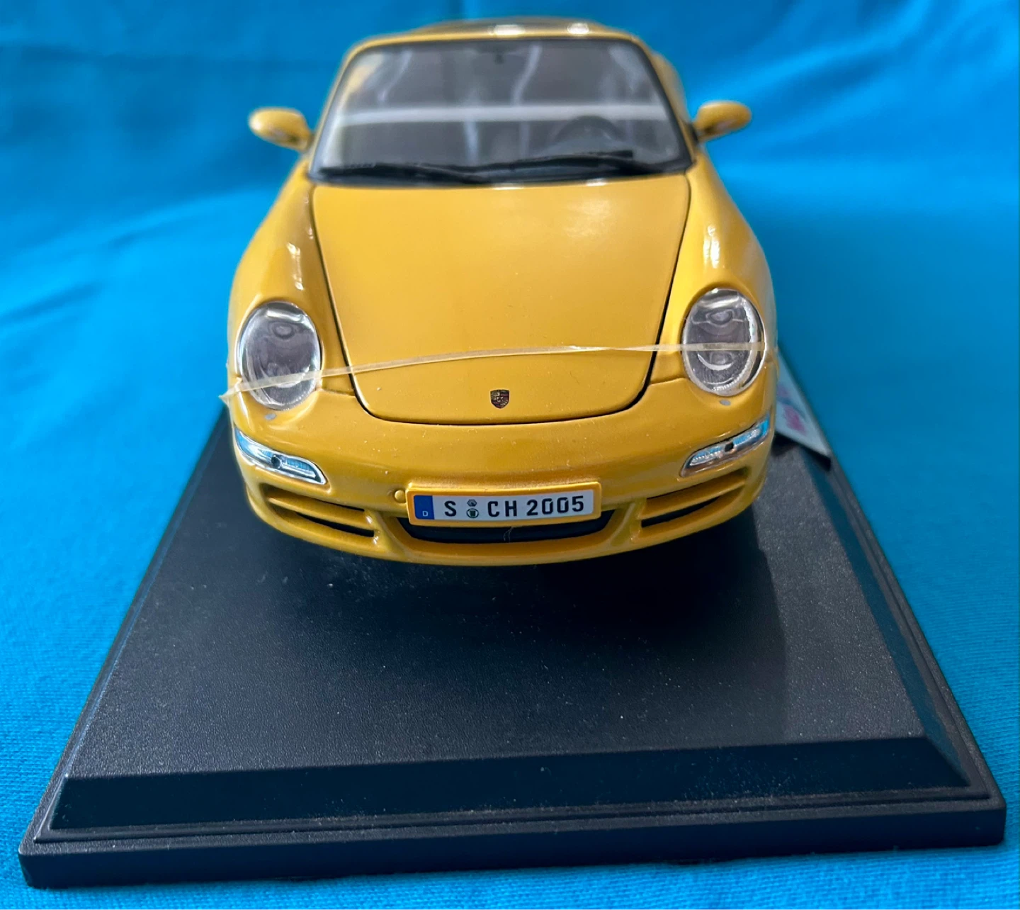 Maisto Porsche 911 Carrera S Cabriolet Toy Car - photo 3