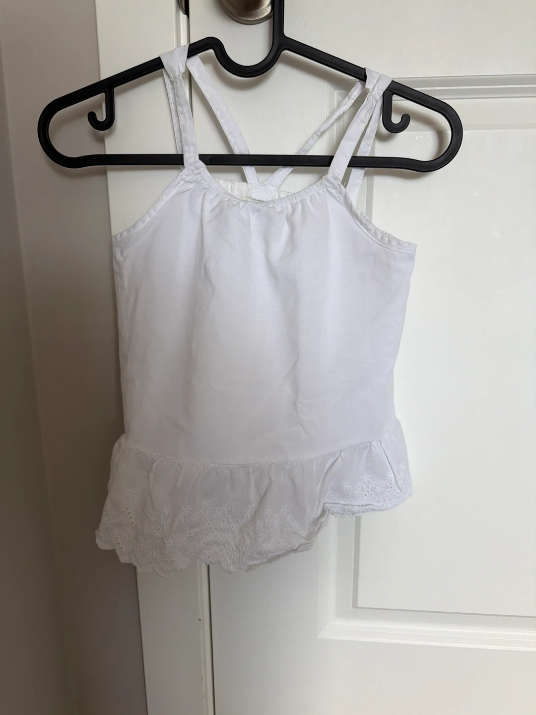 White Eyelet Cardigan & Tank Top Set - photo 3