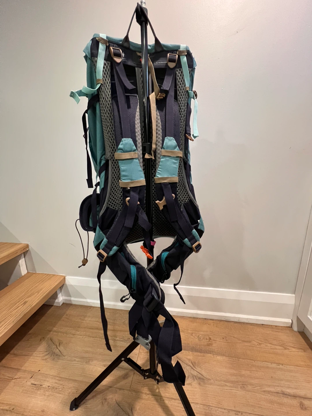 FORCLAZ 45+10L Women’s Hiking Backpack Lightweight - photo 2