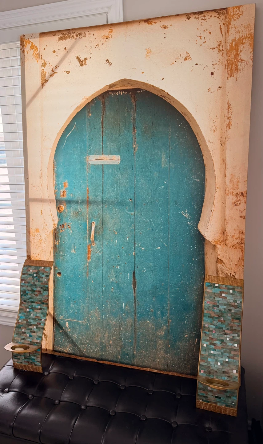 Decorative Moroccan Archway Wall Art with Side Sconces - photo 2