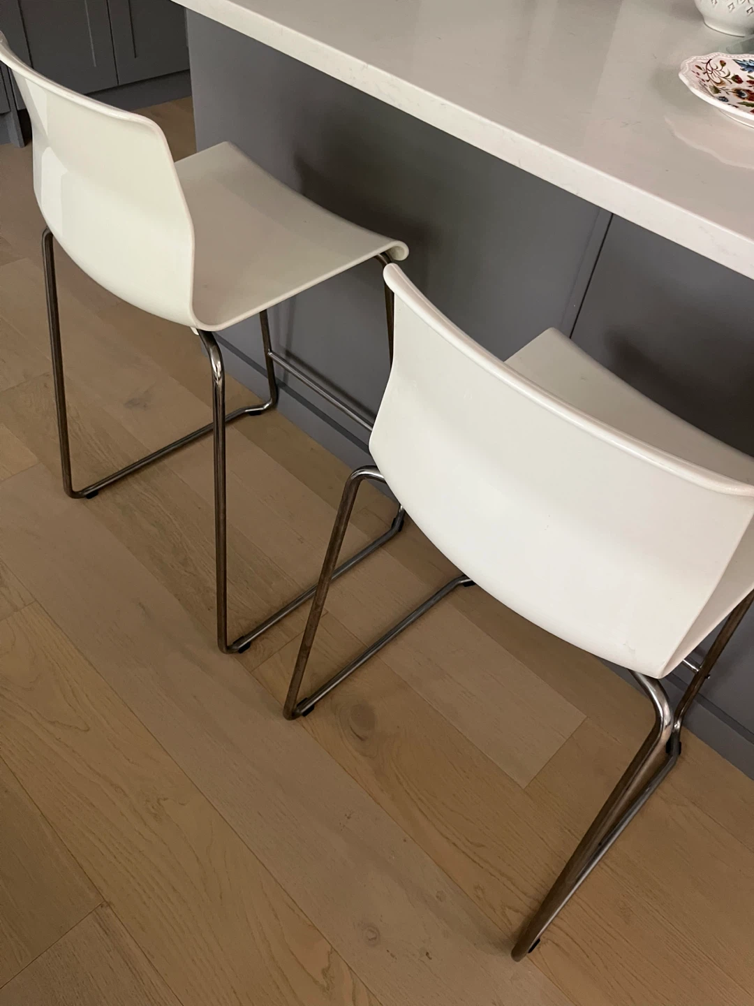 White Modern Bar Stools (Set of 2)