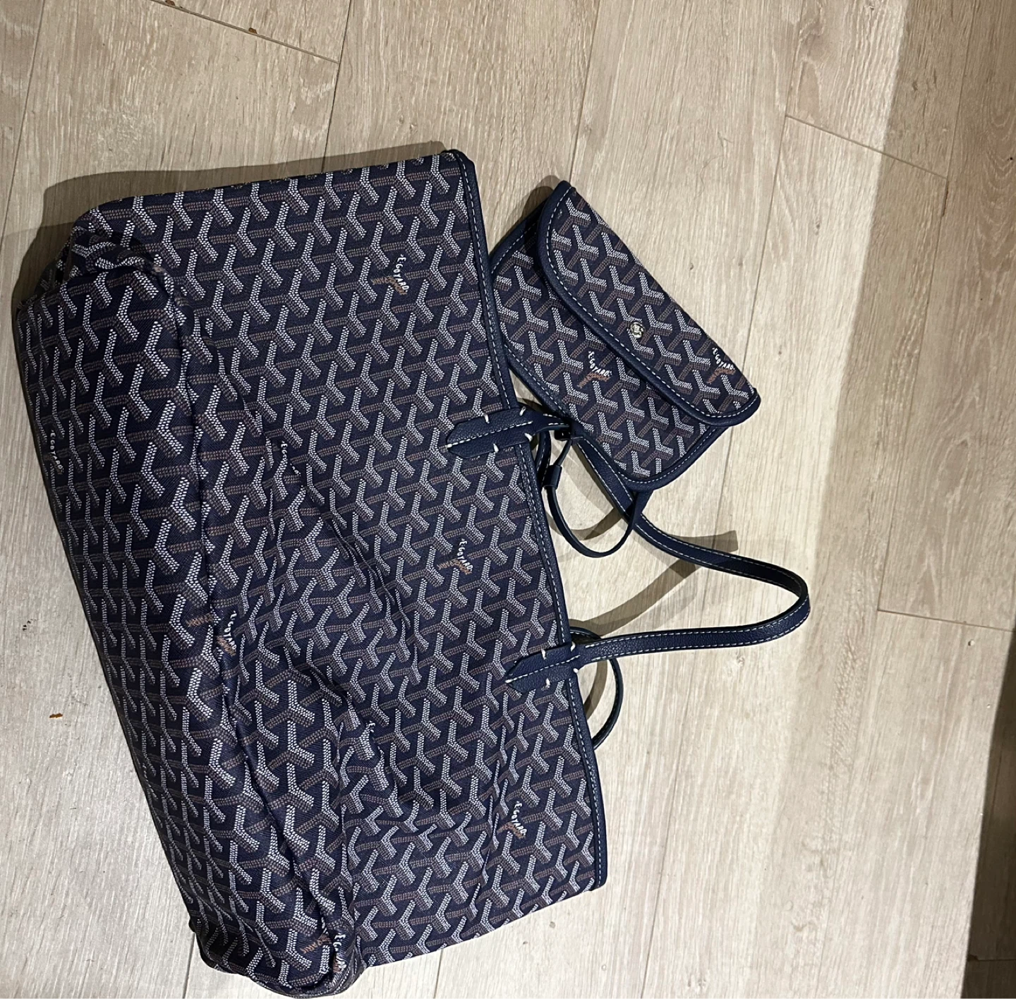 Goyard Tote Bag with Pouch - photo 4