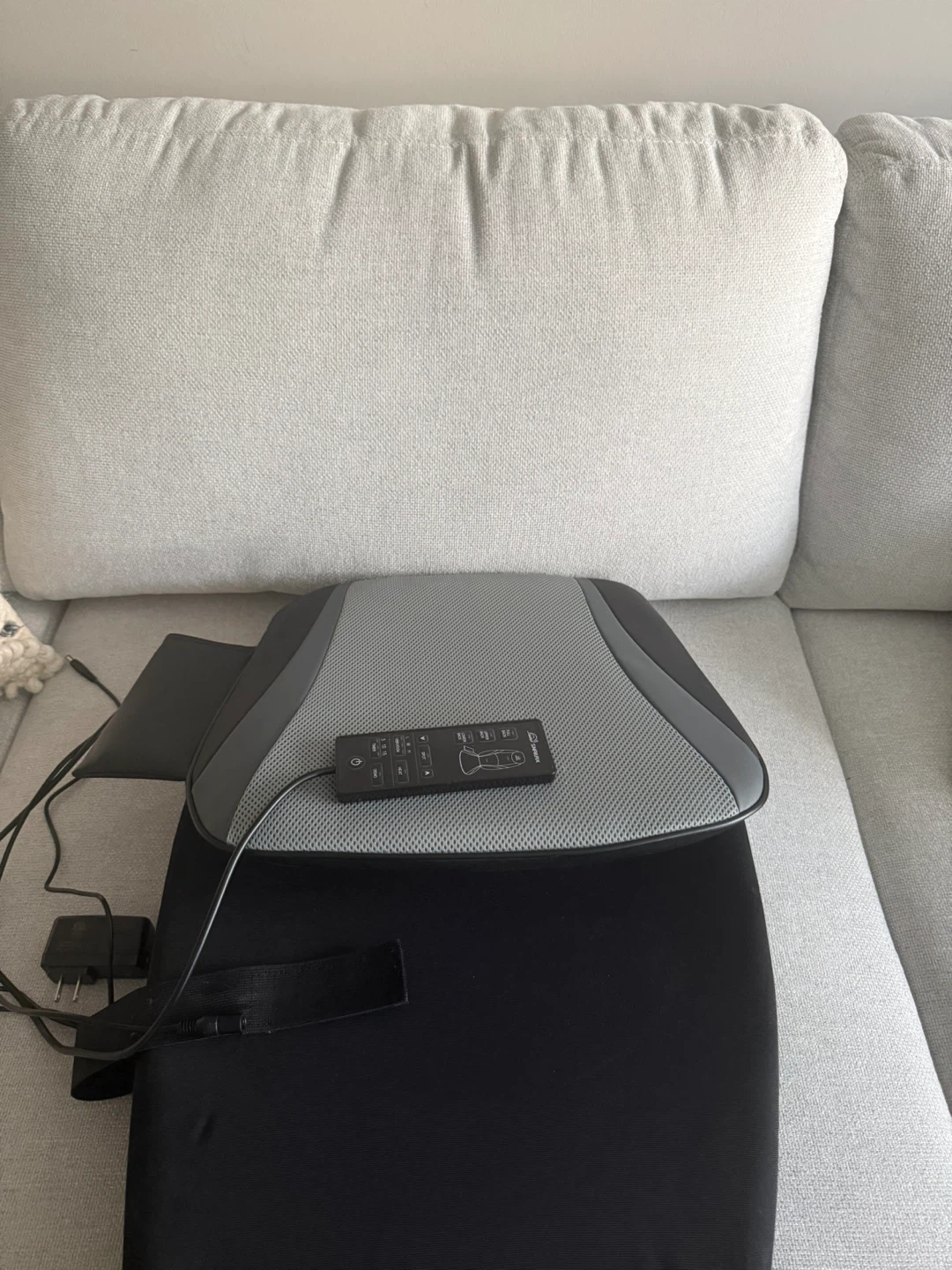Shiatsu Massage Cushion with Heat - photo 2