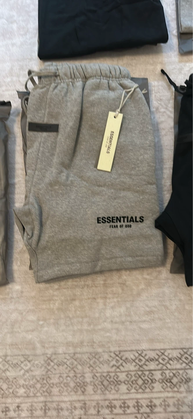 ESSENTIALS FEAR OF GOD - photo 3