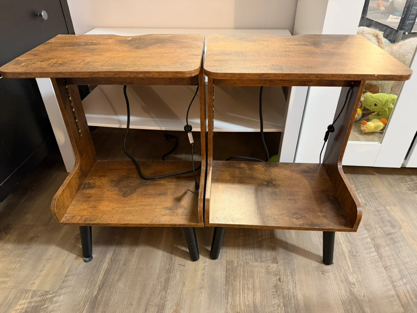 Side Table/ Night Stands Set of 2 with Charging Station