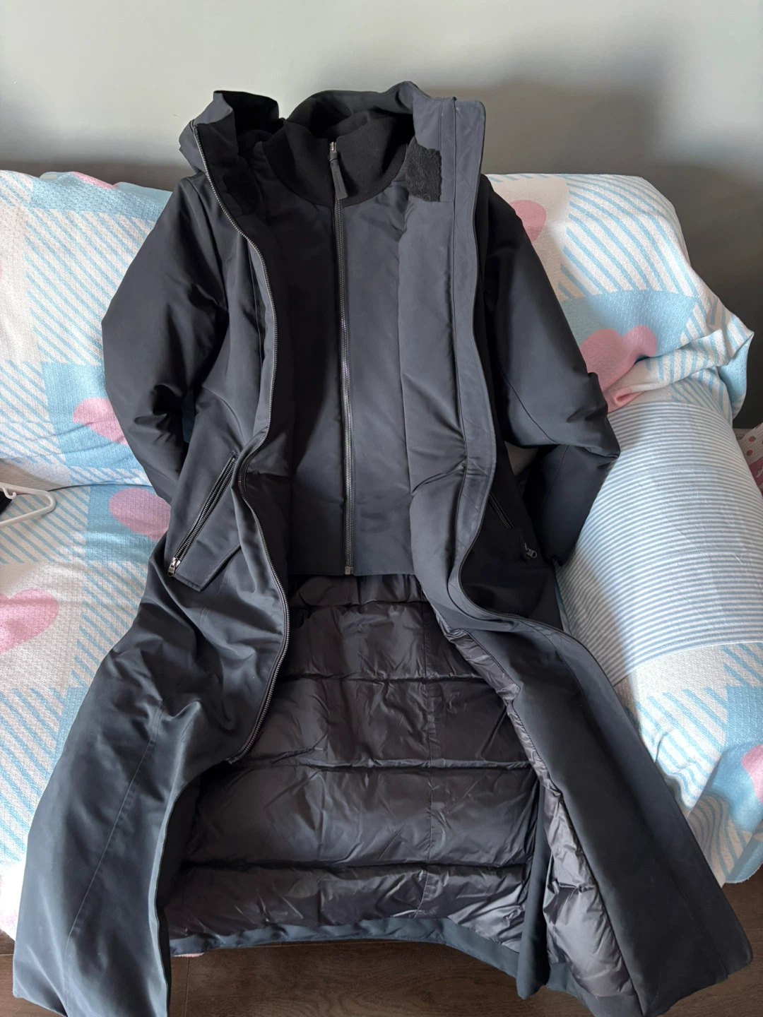 Mackage Black Long Down Puffer Coat - photo 4