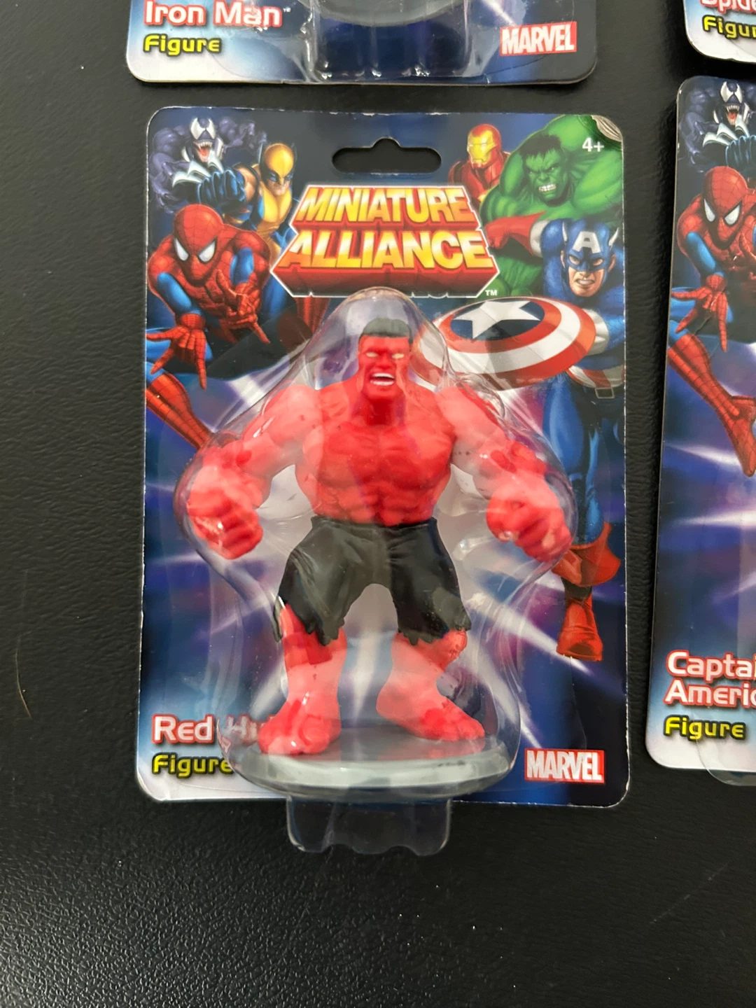 Marvel Miniature Alliance Figures - photo 3