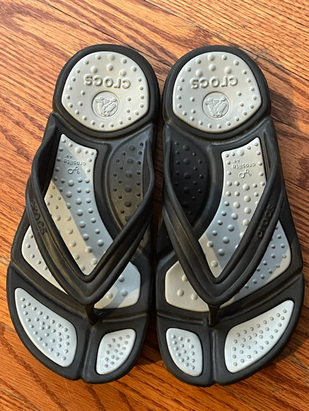 Crocs Flip Flops Size 4/6