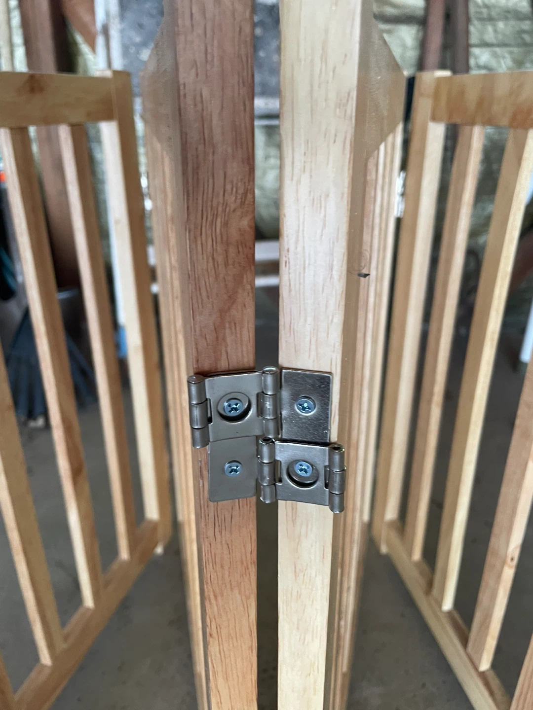 4 Panel Wooden Pet Gate - photo 2