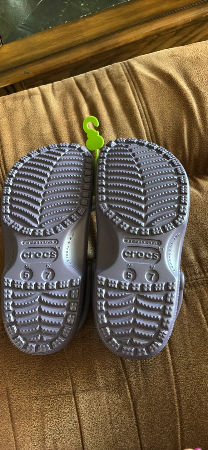 Crocs Classic Clogs - Lavender - Women's Size 7 - photo 2